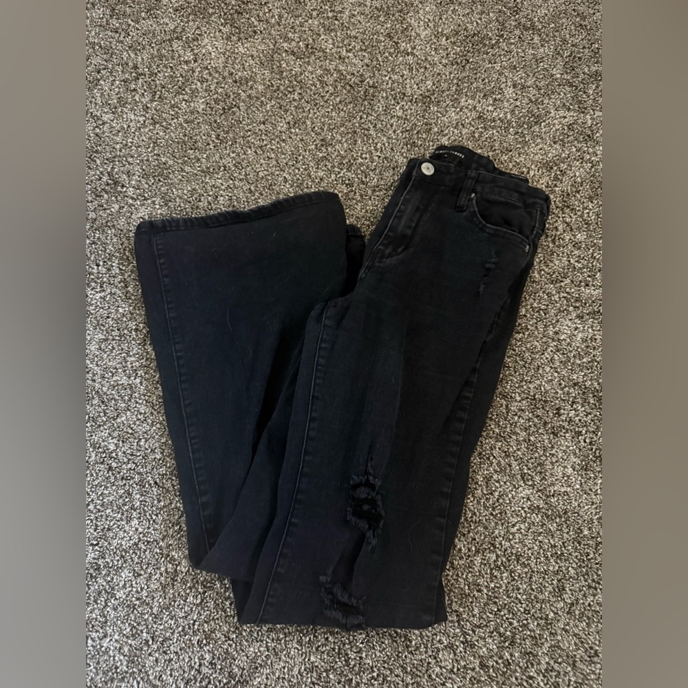Stylish Black Distressed Women Jeans